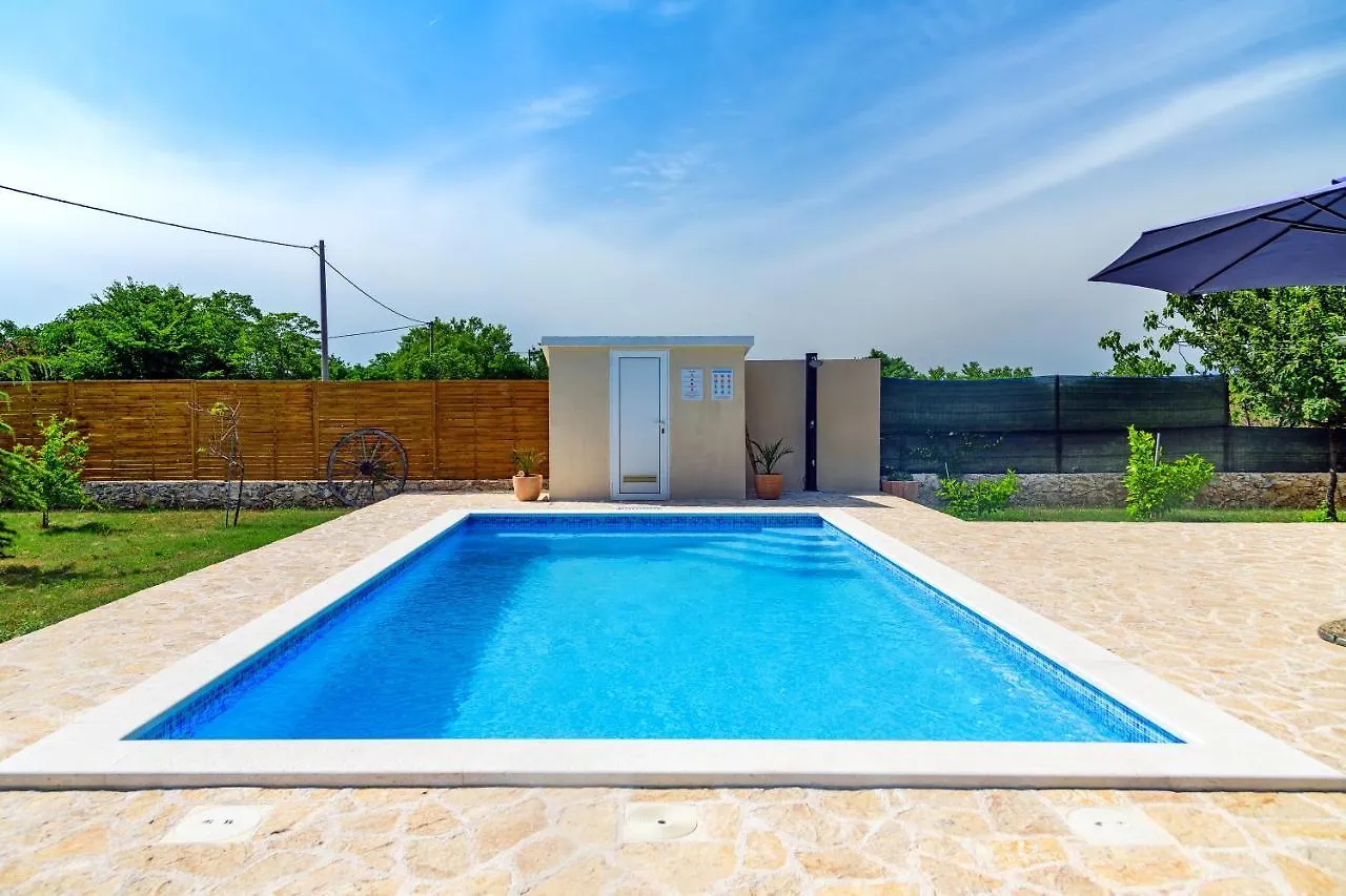 Sunny House Villa Smokovic 0*,  Croatia